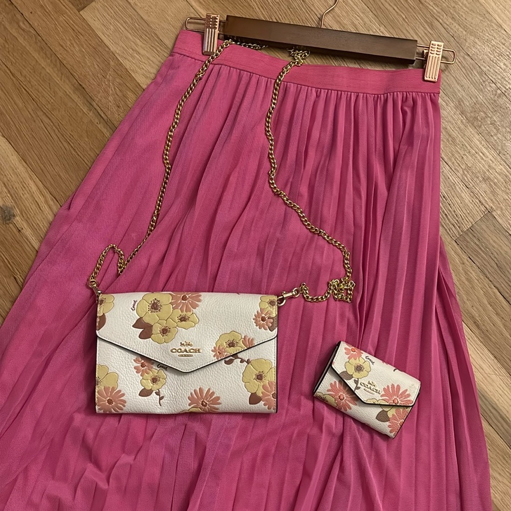 COACH outlet crossbody and card holder, 2023